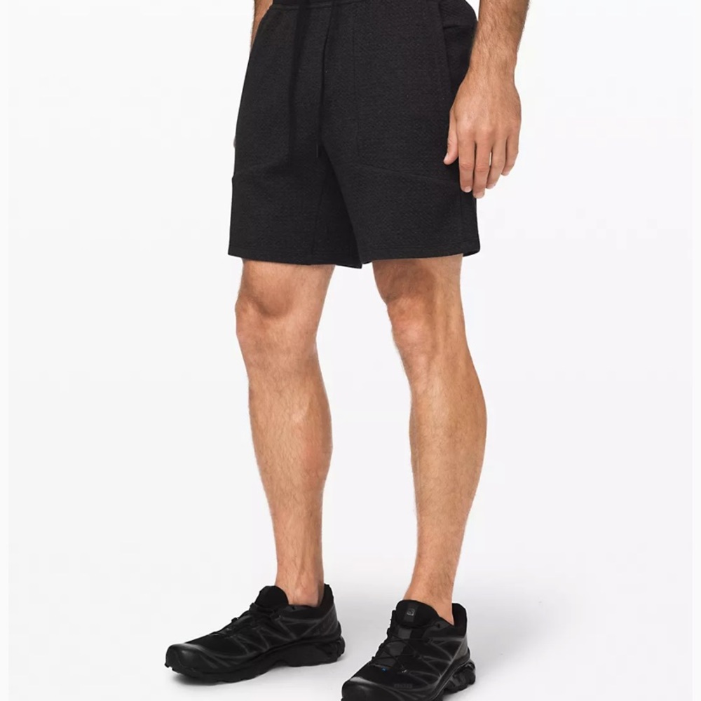 Lululemon At Ease Short 7”